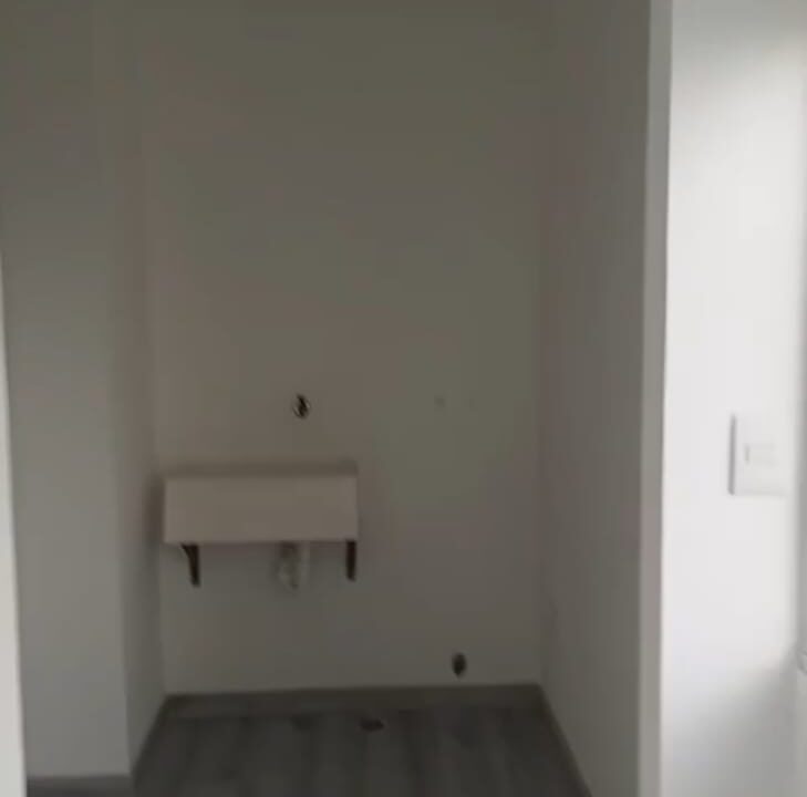 1000641036